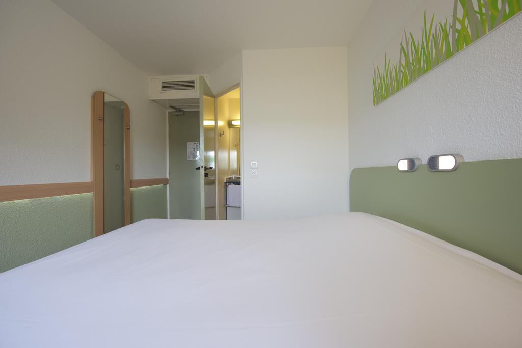 Ibis Budget Pau Lescar Szoba fotó